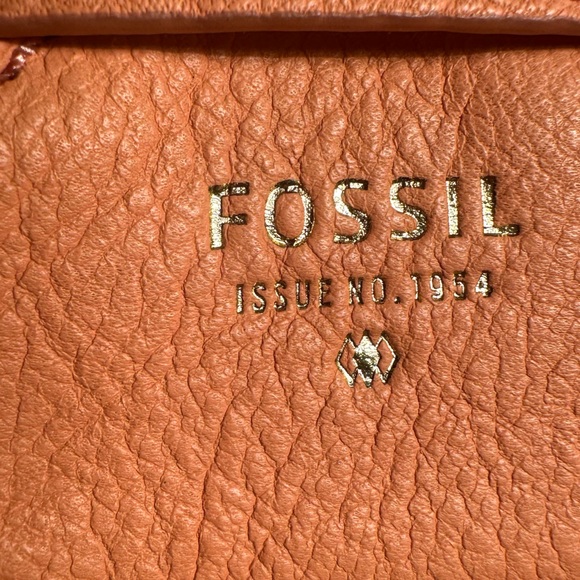 Fossil “Jules Tassel Drawstring” Bag - NWT - Picture 10 of 13